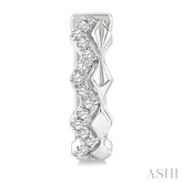 1/10 Ctw Round Cut Diamond Geometric Petite Huggie Earrings in 10K White Gold