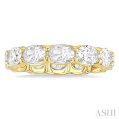 3 3/4 ctw East-West Set Oval Cut Diamond Eternity Wedding Band in 14K Yellow Gold