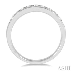 1/2 ctw Channel Set 11 Stone Round Cut Diamond Wedding Band in Platinum