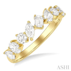 1 1/10 Ctw Mixed Shape Diamond Fashion Ring in 14K Yellow Gold