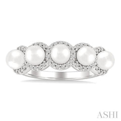 4 MM Round Shape Cultured Pearl and 1/5 Ctw Round Cut Diamond Halo Ring in 14K White Gold