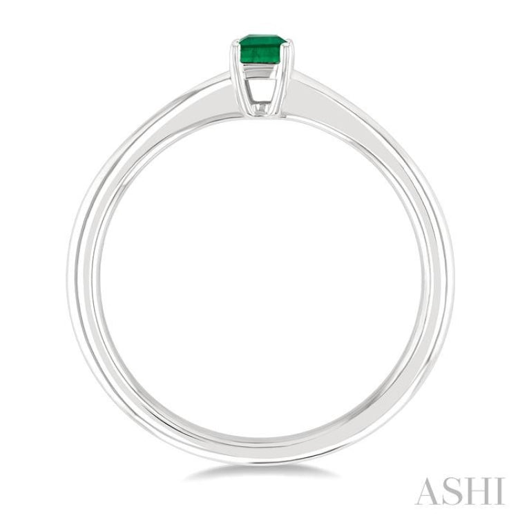 5x3 MM Octagon shape Emerald Precious Solitaire Ring in 14K White Gold