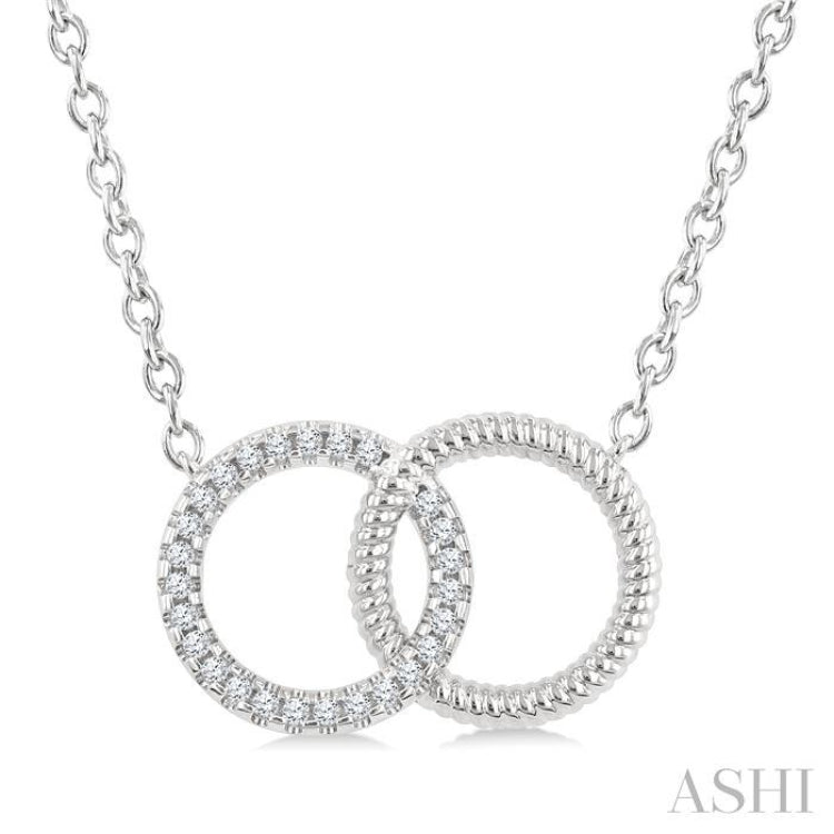 1/10 Ctw Round Cut Diamond Interlocked Circle Fashion Petite Pendant With Chain in 10K White Gold