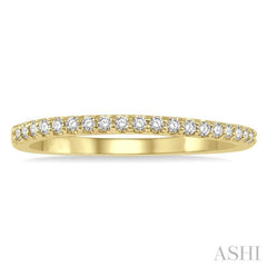 1/10 ctw Round Cut Diamond Wedding Band in 14K Yellow Gold