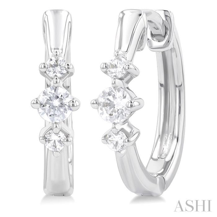 1/4 Ctw Three Stone Round Cut Diamond Hoop Earrings in 10K White Gold