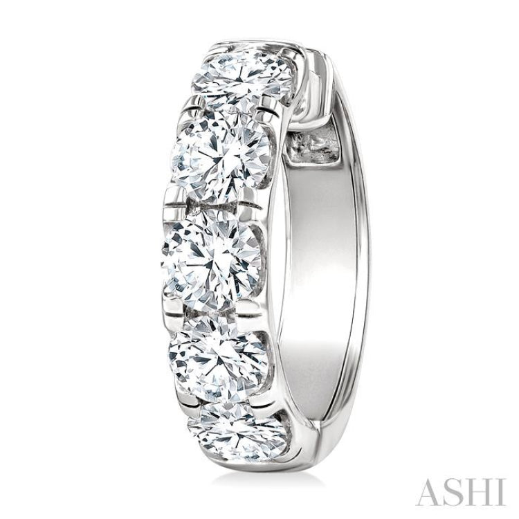5.00CTRDDM ROUND DM HOOP ER WG 14K-G*