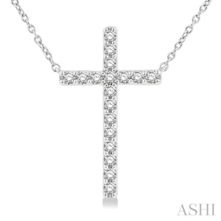 1/2 Ctw Cross Pendant Round Cut Diamond Fashion Station Necklace in 10K White Gold