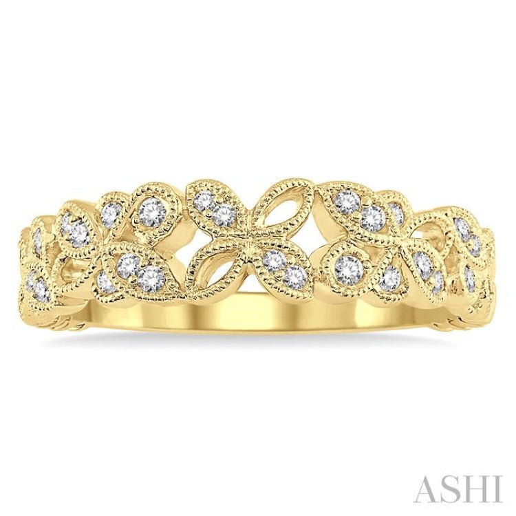 1/5 Ctw Floral Lattice Round Cut Diamond Wedding Band in 14K Yellow Gold
