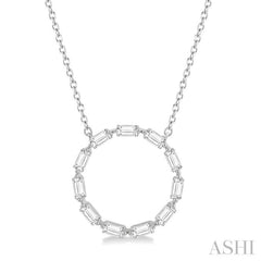 1/2 Ctw Circle Round Cut Diamond Pendant in 14K White Gold