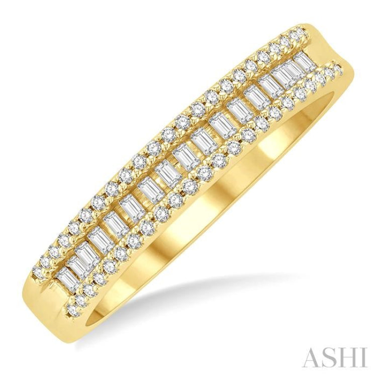 1/3 Ctw Baguette and Round Cut Diamond Stackable Fashion Band in 14K Yellow Gold
