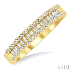 1/3 Ctw Baguette and Round Cut Diamond Stackable Fashion Band in 14K Yellow Gold