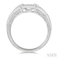 1/3 Ctw Carved Round Cut Diamond Wedding Band in 14K White Gold