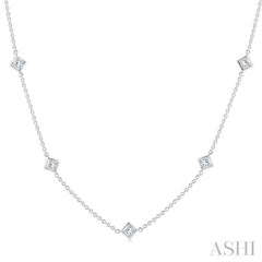 2 Ctw Princess Cut Diamond Station Necklace in 14K White Gold
