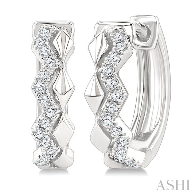1/10 Ctw Round Cut Diamond Geometric Petite Huggie Earrings in 10K White Gold