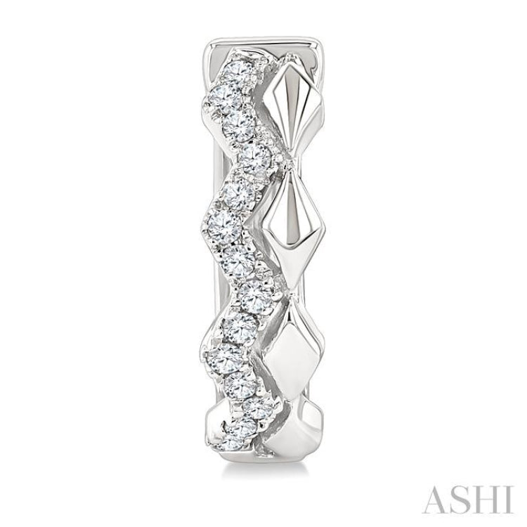 1/10 Ctw Round Cut Diamond Geometric Petite Huggie Earrings in 10K White Gold