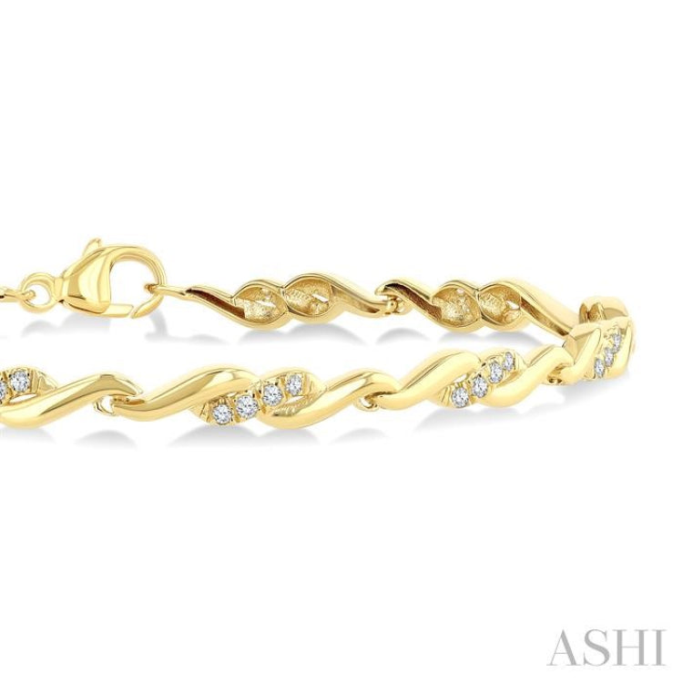 1/4 Ctw Swirl Round Cut Diamond Fashion Bracelet in 10K Yellow Gold