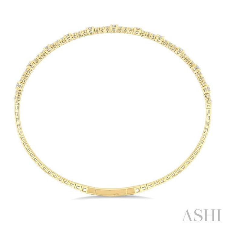 1 Ctw Halfway Prong Set Round Cut Diamond Flex Bangle in 14K Yellow Gold