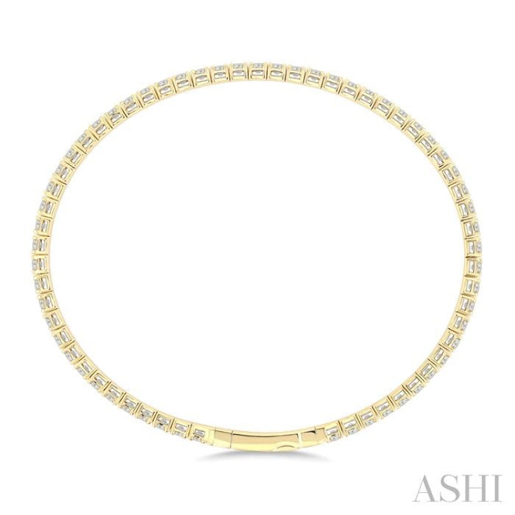 3 Ctw Round Cut Diamond Fullway Straight Flex Bangle in 14K Yellow Gold
