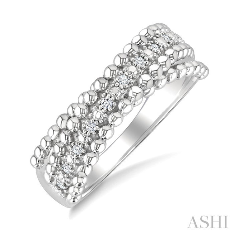 1/10 Ctw Round Cut Diamond Crossover Bold Bead Border Fashion Band in Sterling Silver