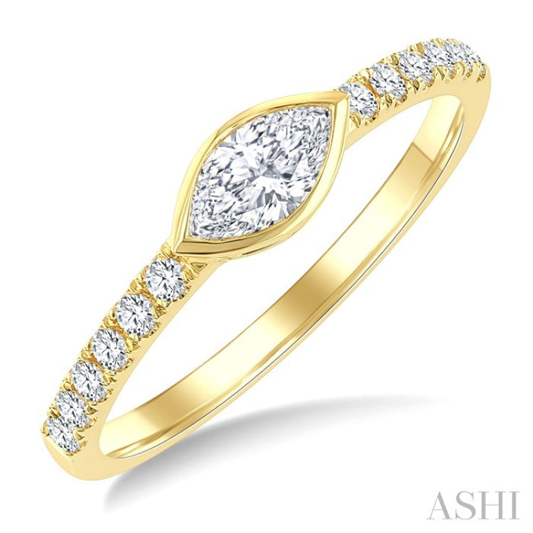 1/2 Ctw East-West Marquise Cut and Round Cut Diamond Ring in 14K Yellow Gold