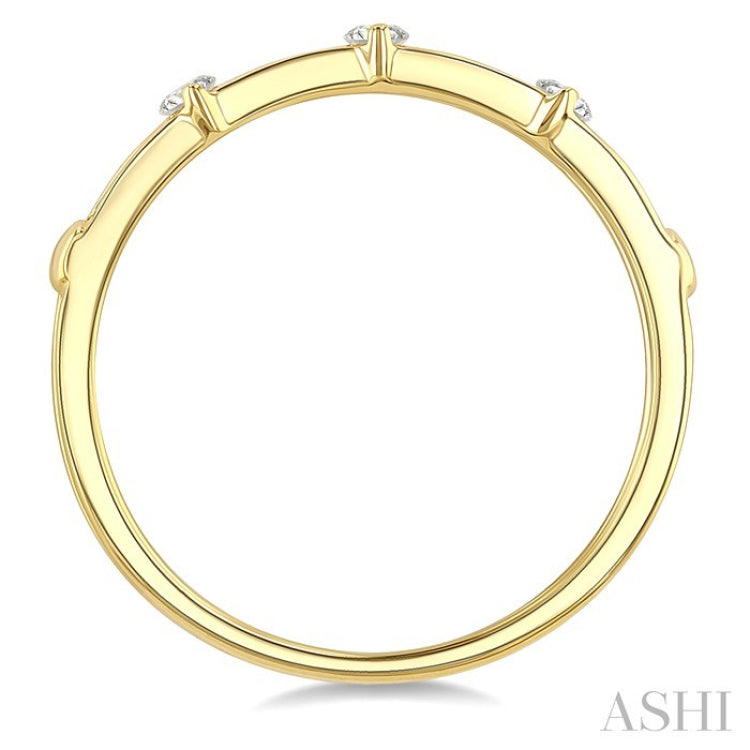 1/10 Ctw Open Window Frames Round Cut Diamond Stackable Fashion Band in 10K Yellow Gold