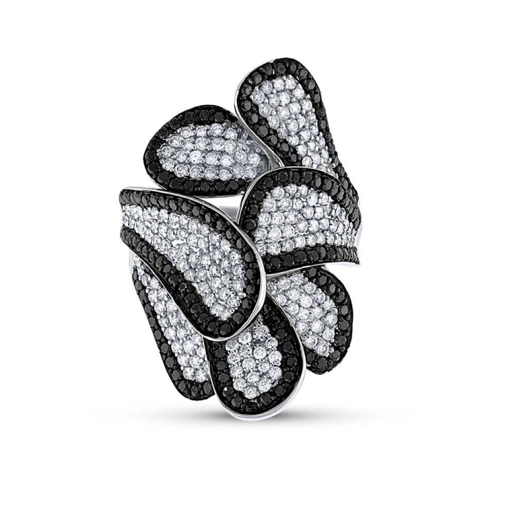 2.60ct 14k White Gold Black & White Diamond Leaf Ring