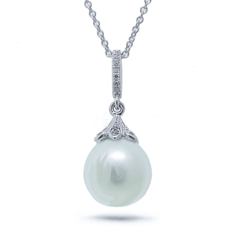 0.06ct 14k White Gold Diamond & Fresh Water Pearl Pendant