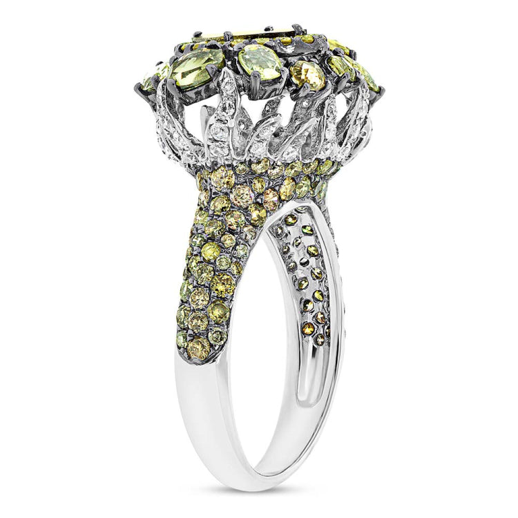 3.11ct 18k White Gold Fancy Color Diamond Ring