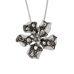7.09ct 18k Black Rhodium Gold Diamond Flower Pendant