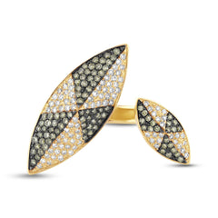 0.88ct 14k Yellow Gold White & Champagne Diamond Lady's Ring