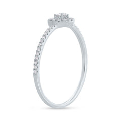 0.18ct 18k White Gold Diamond Heart Lady's Ring Size 8