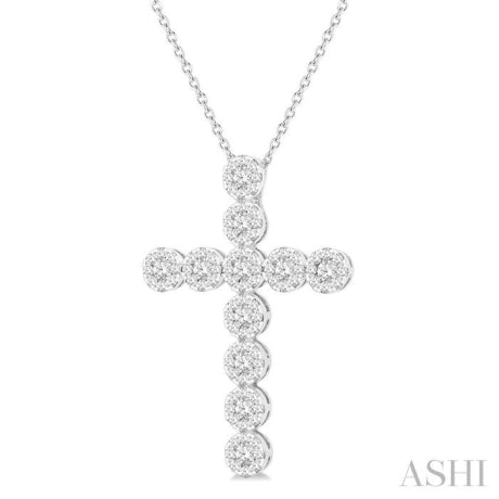 3/4 Ctw Lovebright Round Cut Diamond Cross Pendant in 14K White Gold with chain