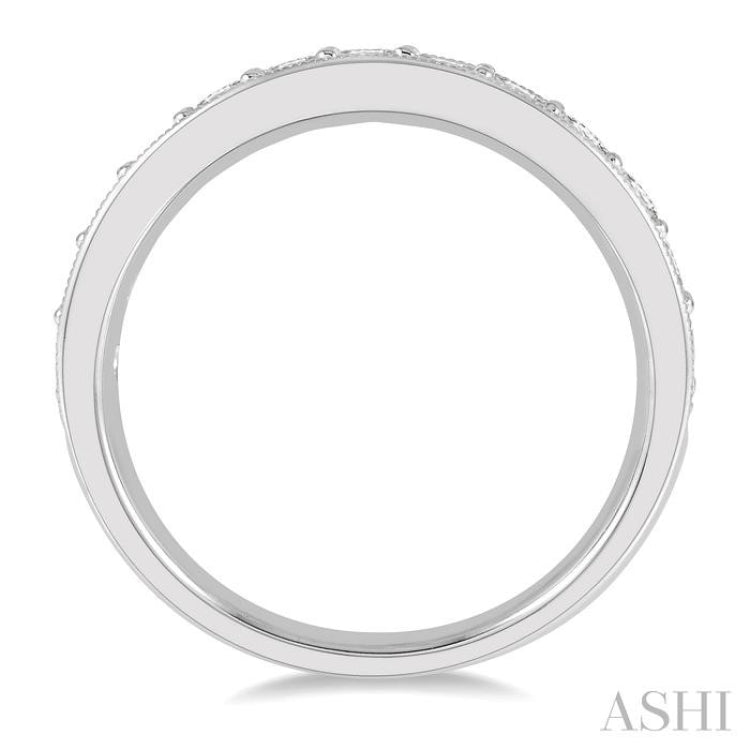 3/4 Ctw Round Cut Diamond Wedding Band in 14K White Gold