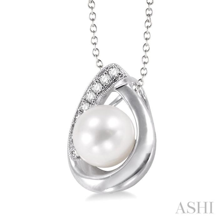 6.5 MM Cultured Pearl and 1/20 Ctw Round Cut Diamond Pendant in Sterling Silver with chain