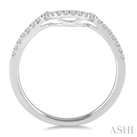 1/6 Ctw Round Cut Diamond Wedding Band in 14K White Gold