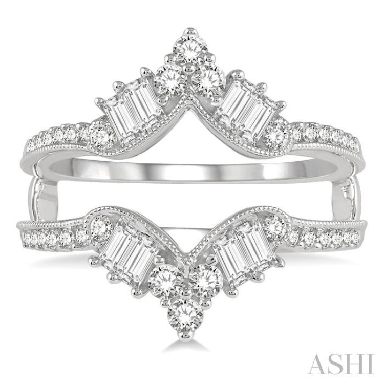 3/4 Ctw Chevron Center Baguette and Round Cut Diamond Insert Ring in 14K White Gold