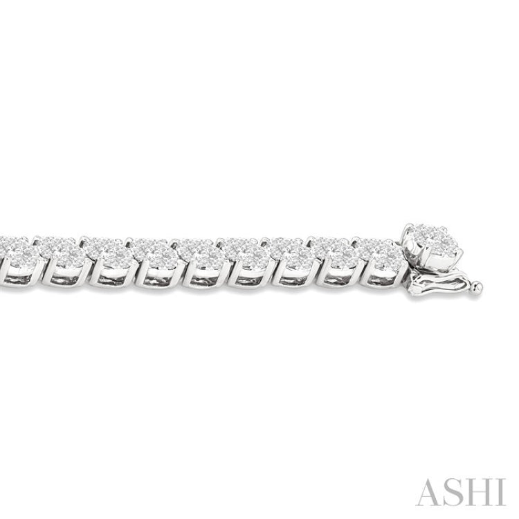 5 Ctw Round Cut Diamond Lovebright Tennis Bracelet in 14K White Gold