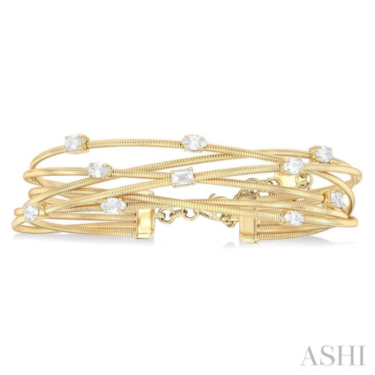 1 1/2 Ctw Crisscross Mixed Diamond Cut Fashion Spring Bangle in 14K Yellow Gold