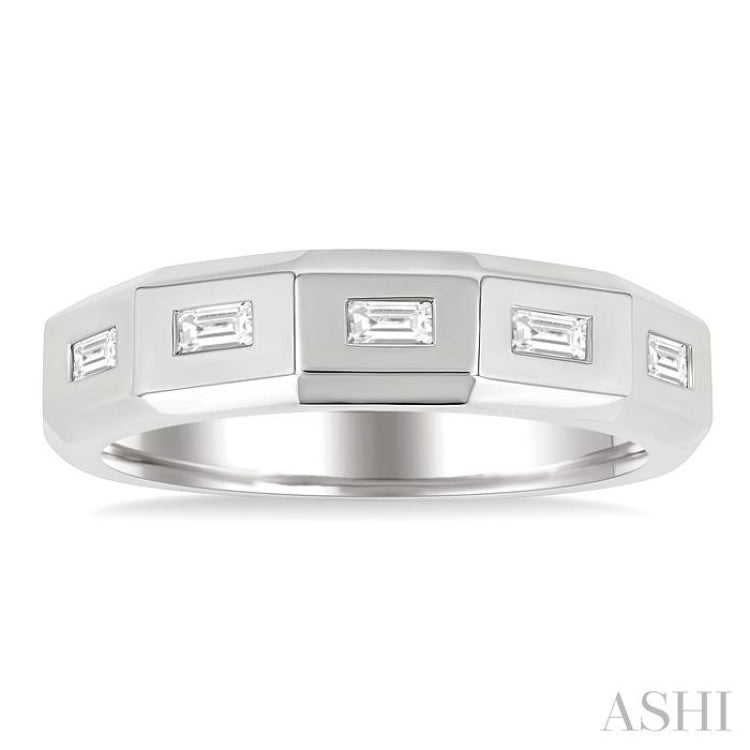 1/6 Ctw Geometric Shape Emerald Cut Diamond Fashion Band in 14K White Gold