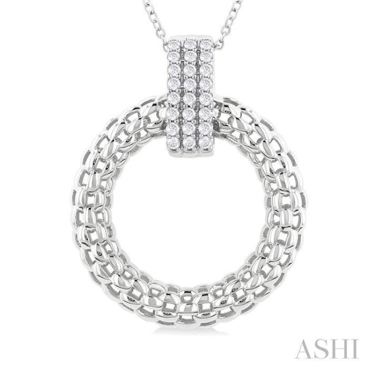 1/4 ctw Bold Basket Weave Circle Round Cut Diamond Fashion Pendant With Chain in 14K White Gold