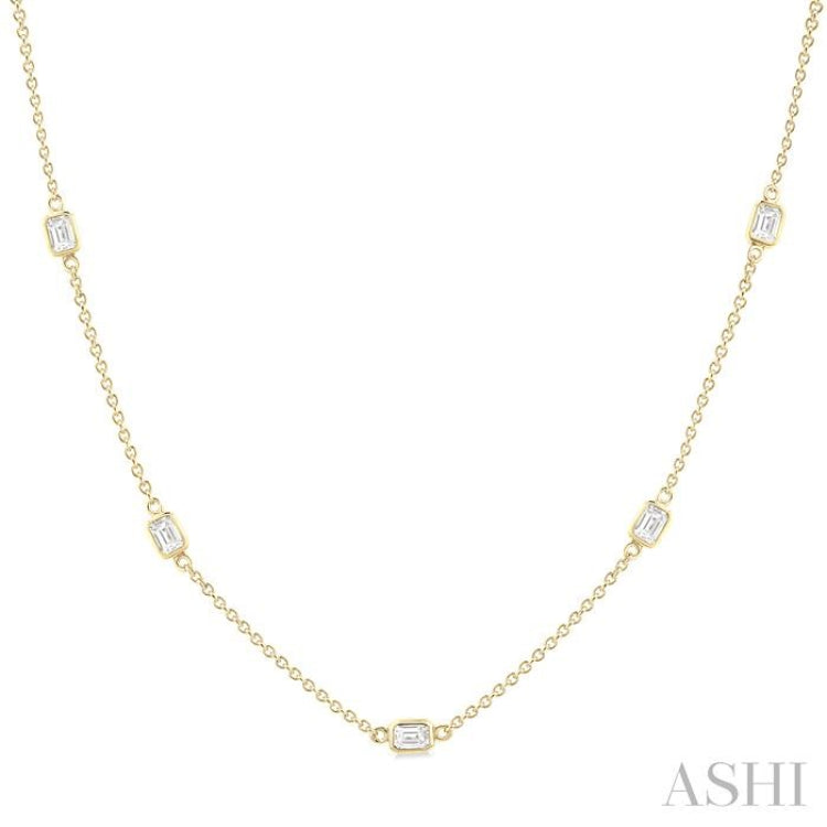 1 1/2 Ctw Emerald Cut Diamond Fashion Necklace in 14K Yellow Gold